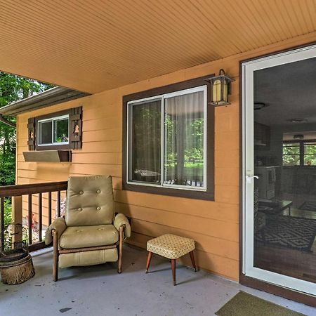 Vintage Creekside Cottage With Hot Tub And Grill! Маги Вали Екстериор снимка